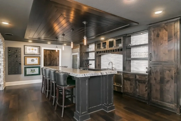 Stylish basement kitchen and wet bar